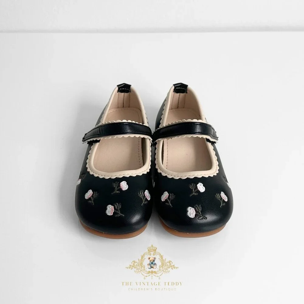 NWT Pretty Girls Mary Jane Flats Embroidered Cute Children's Shoes Black 9
